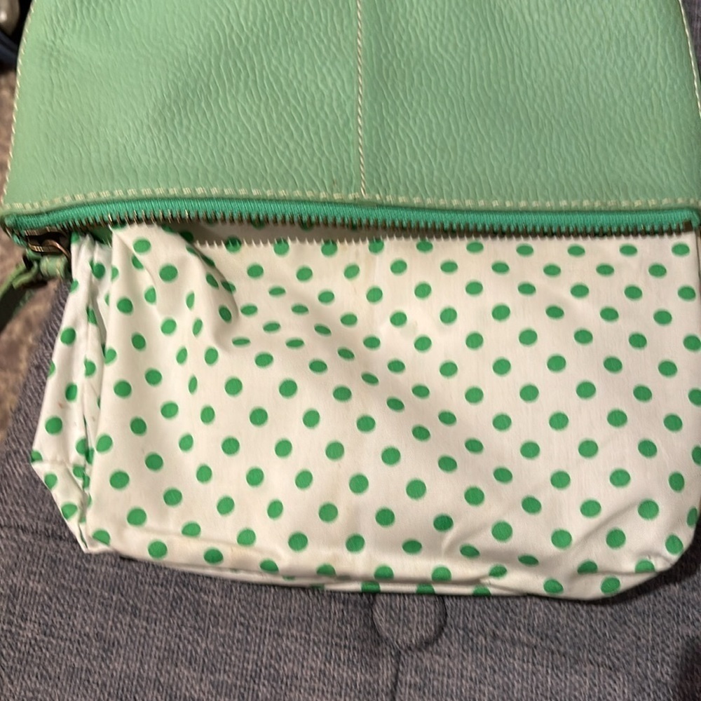 Gap 100% leather Kelly green wristlet - Picture 7 of 8